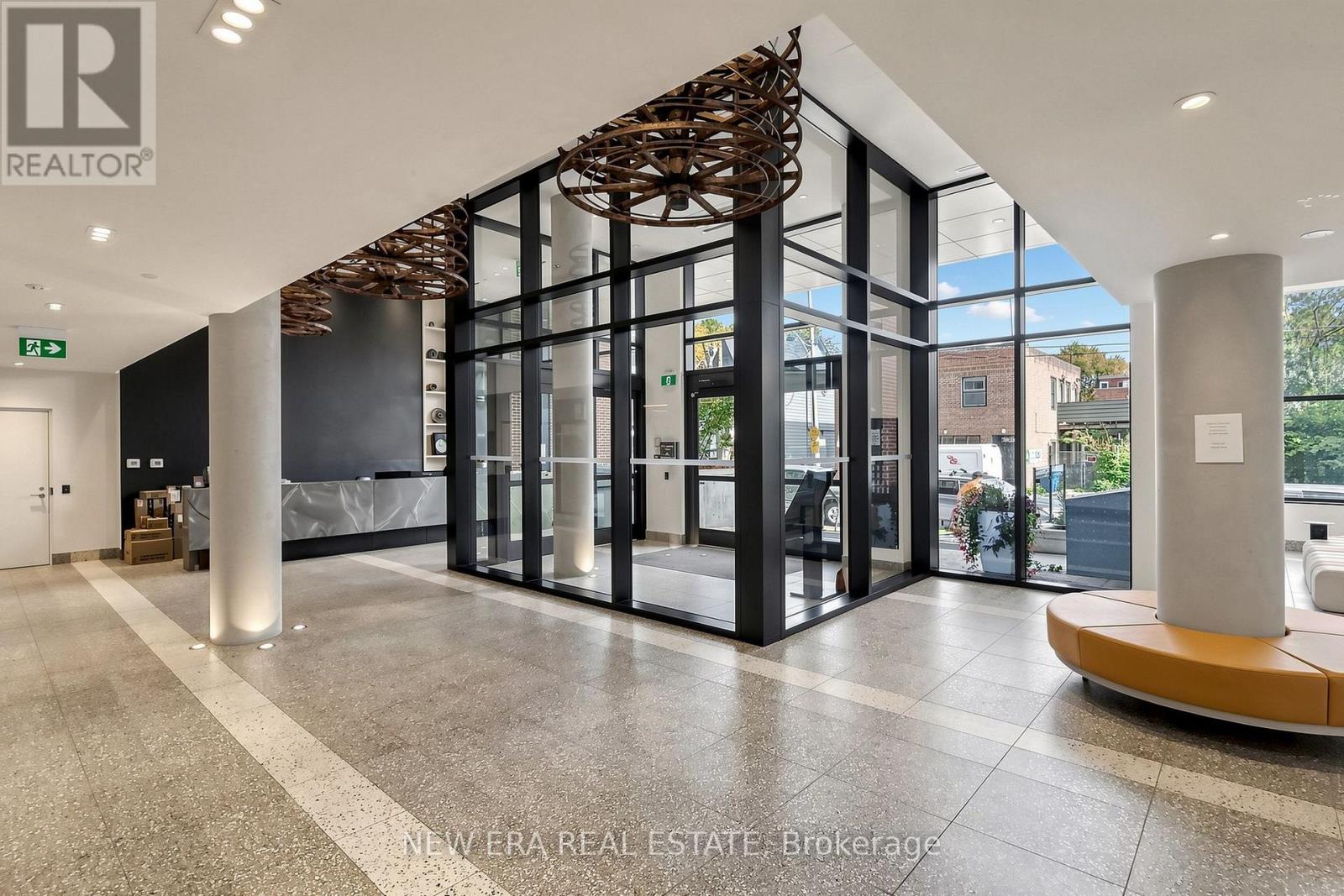 #301 150 LOGAN AVENUE - Image 10