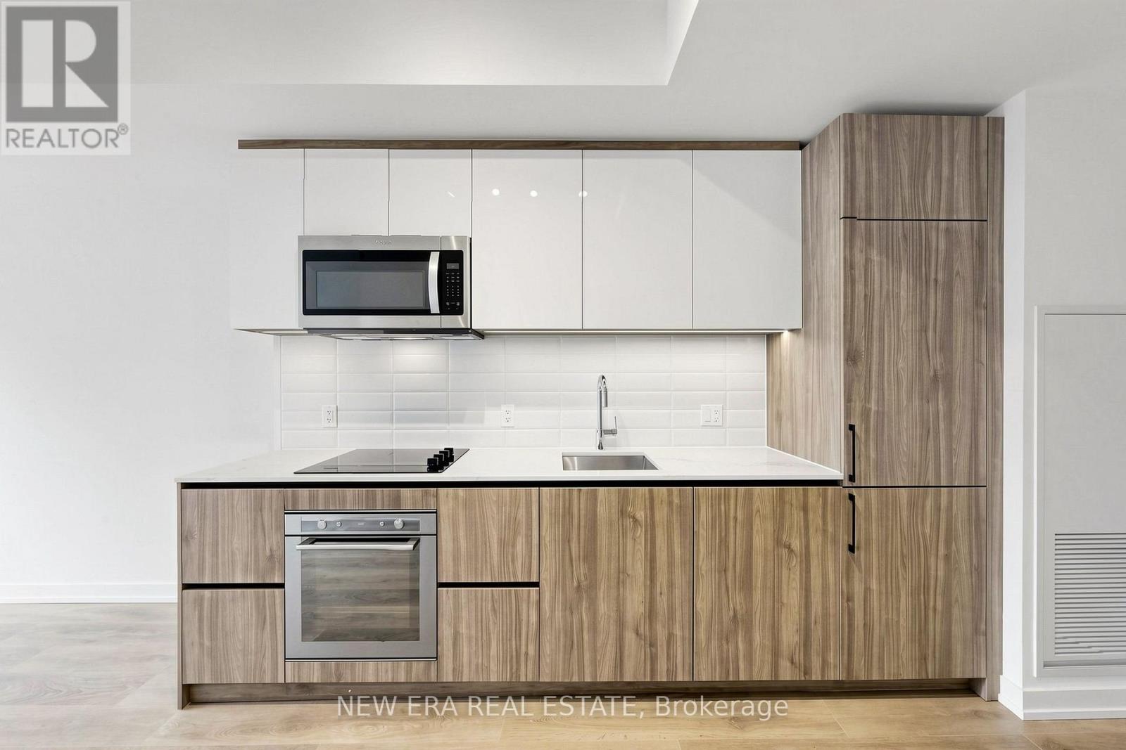 #301 150 LOGAN AVENUE - 2