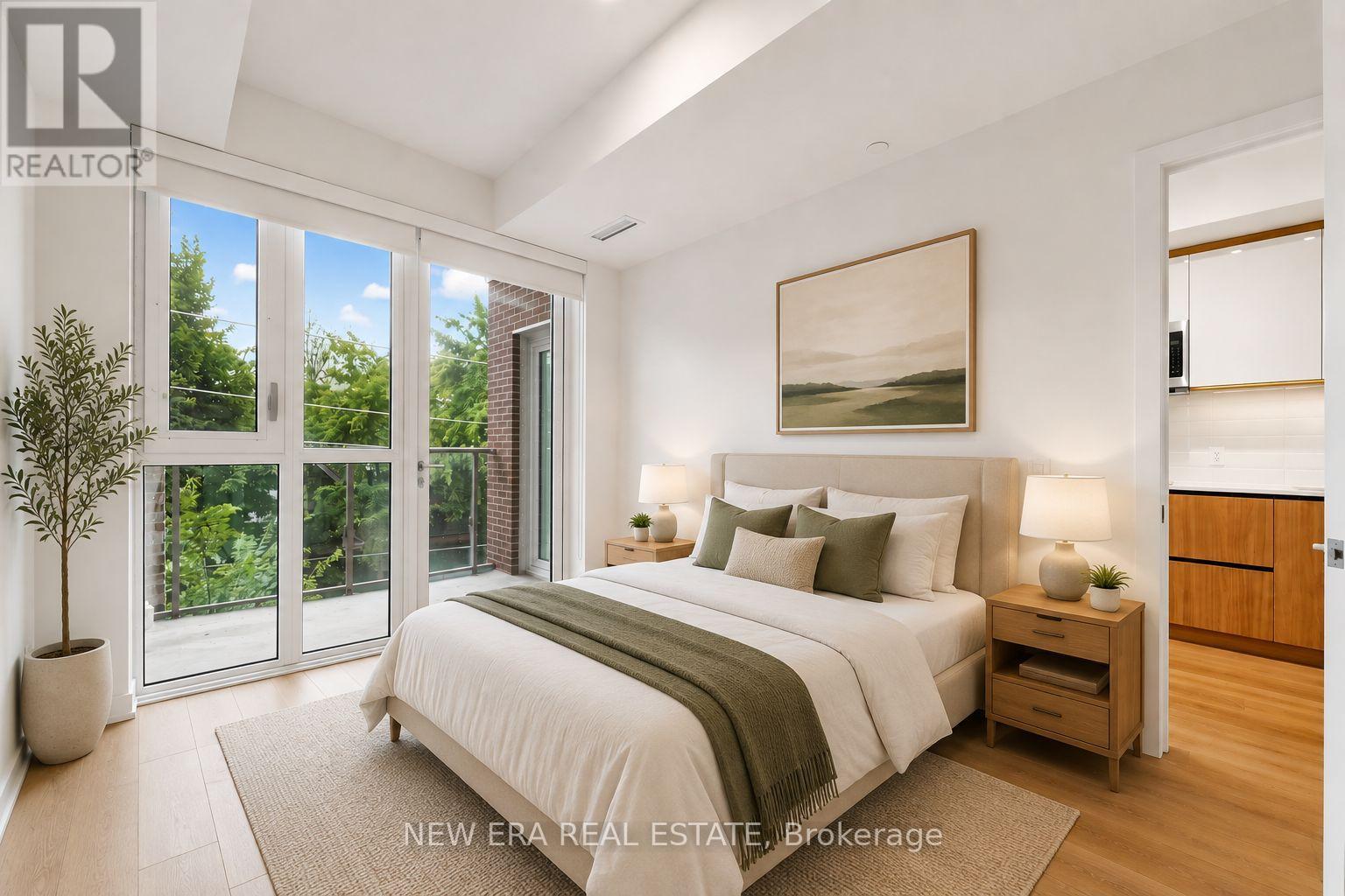 #301 150 LOGAN AVENUE - Image 3