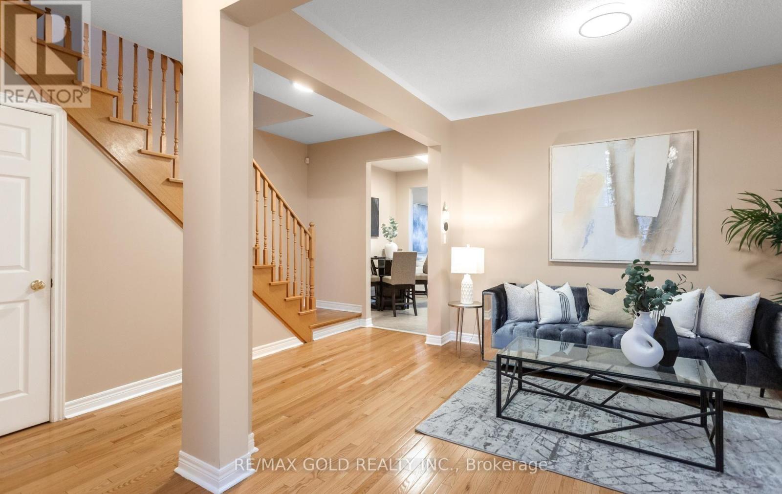 408 BESSBOROUGH DRIVE - 10