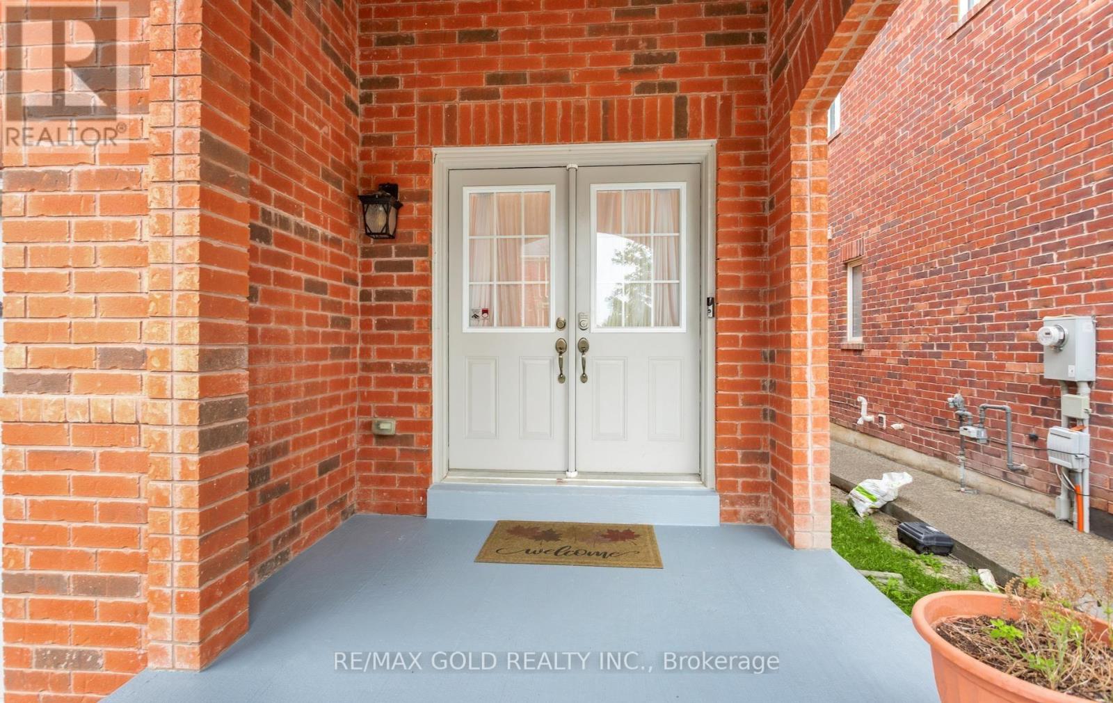 408 BESSBOROUGH DRIVE - 6