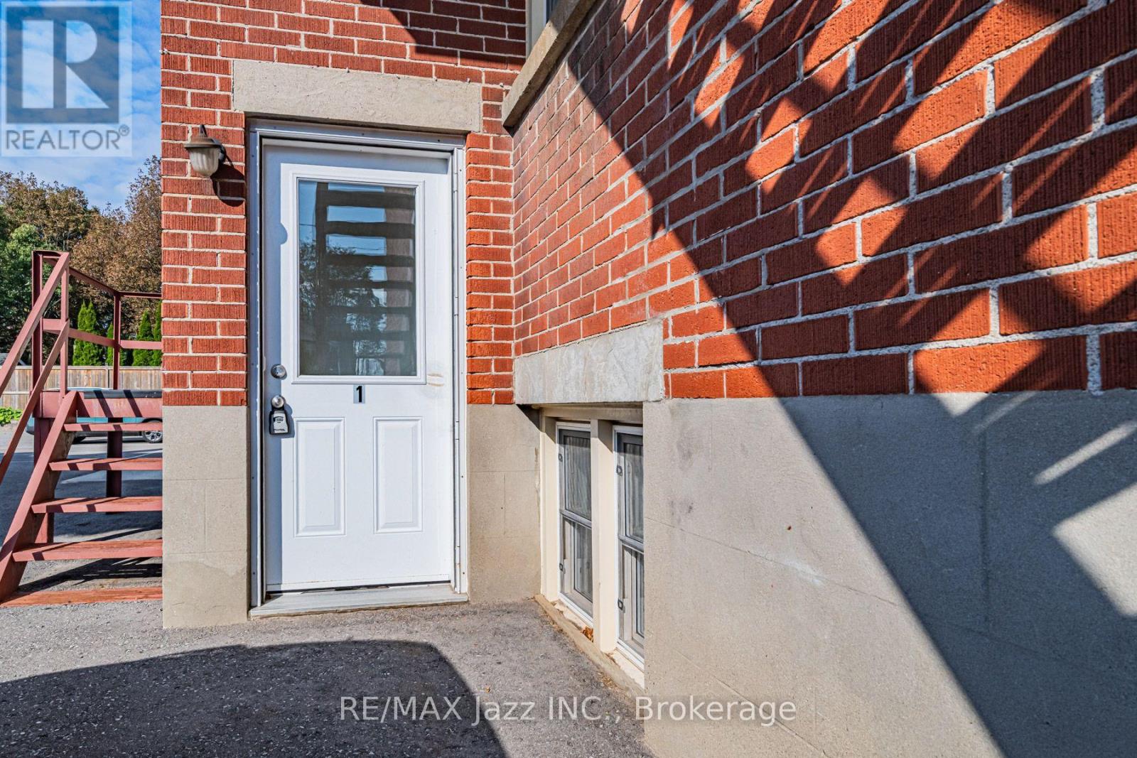 #1 65 Aberdeen Street, Oshawa (O'Neill), Ontario, L1G2E6, Oshawa (O'Neill), Ontario — photo 5 of 5