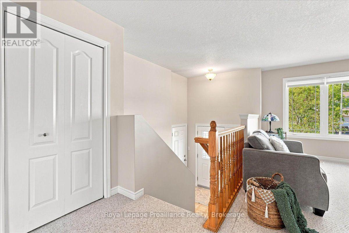 28 KYLE COURT - 5