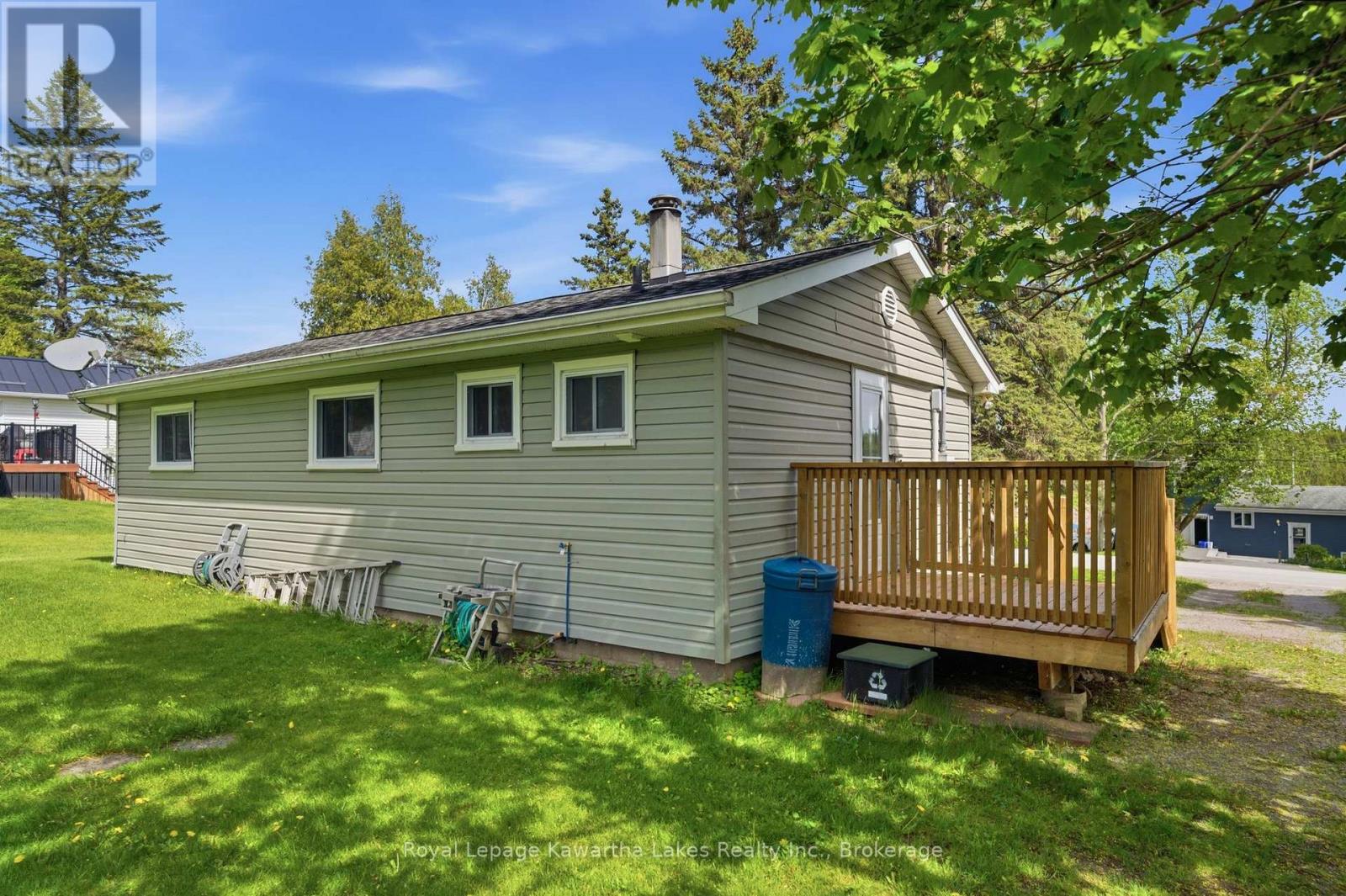 16 MARILYN CRESCENT - Image 30