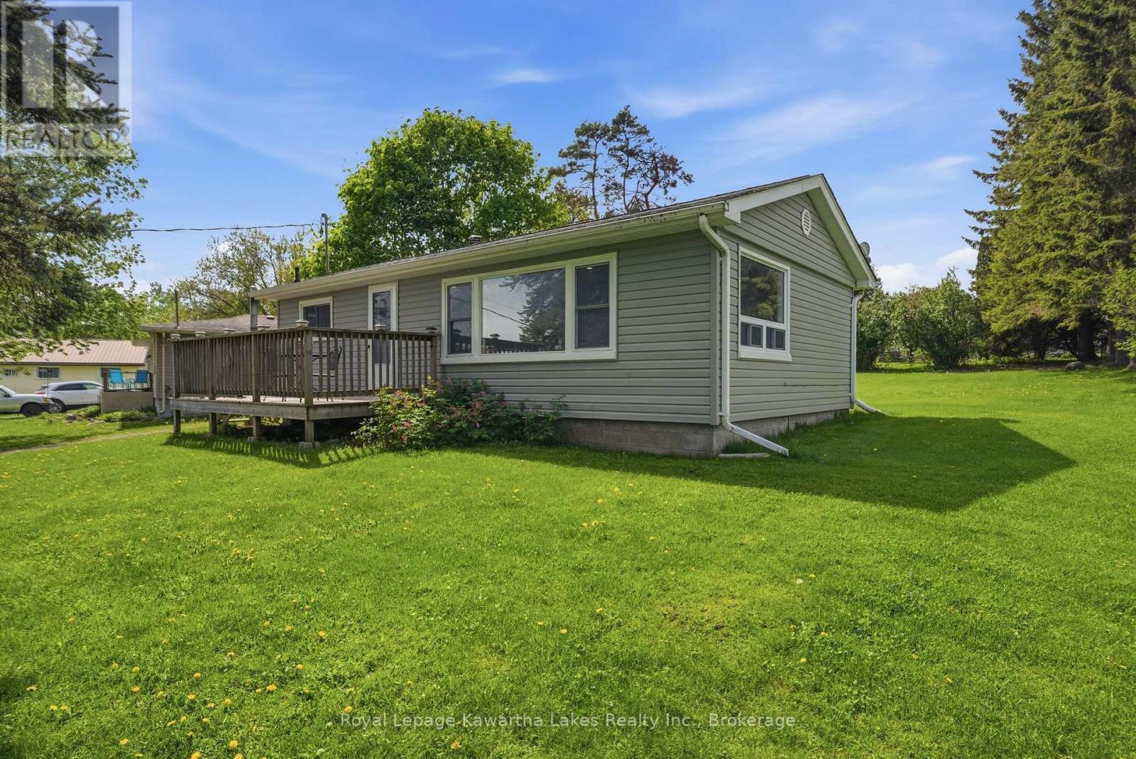 16 MARILYN CRESCENT - Image 9