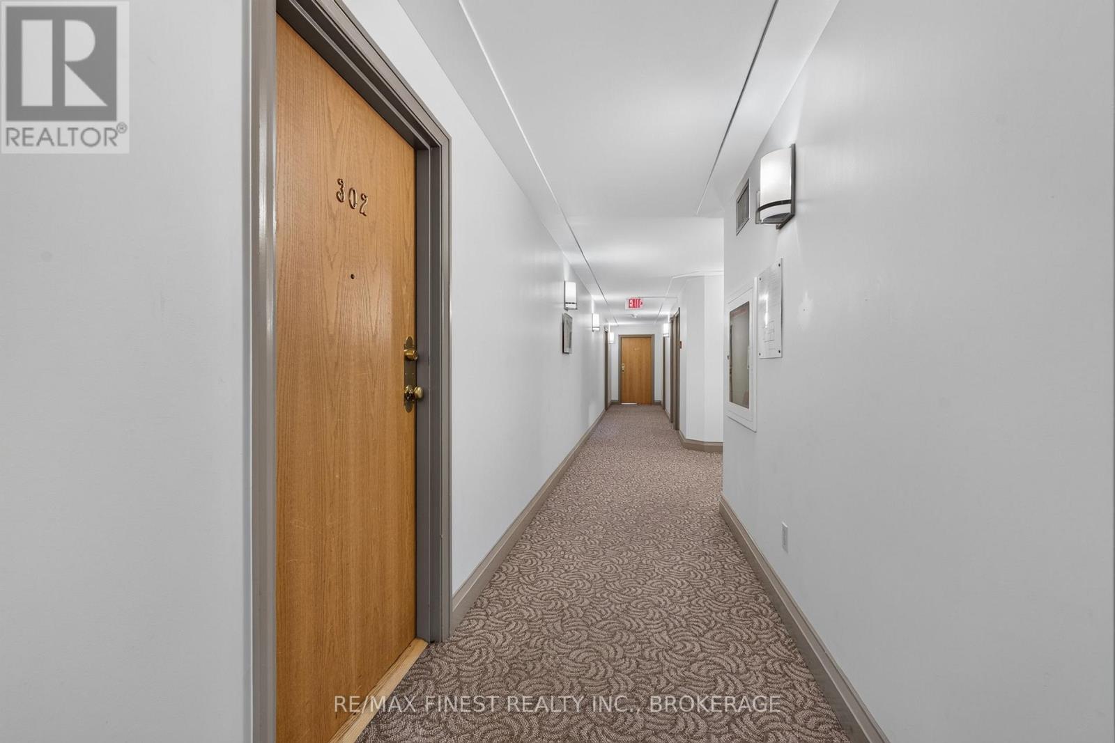 #302 2 BAY STREET - 6