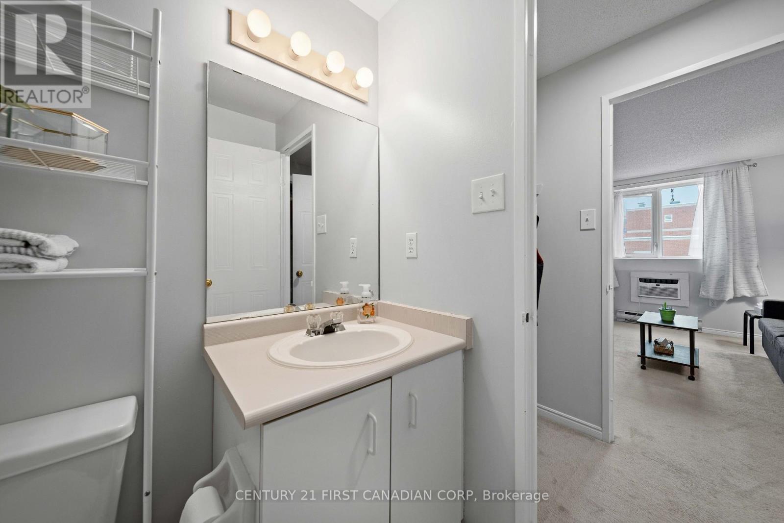 #608 77 BASELINE ROAD W - Image 34