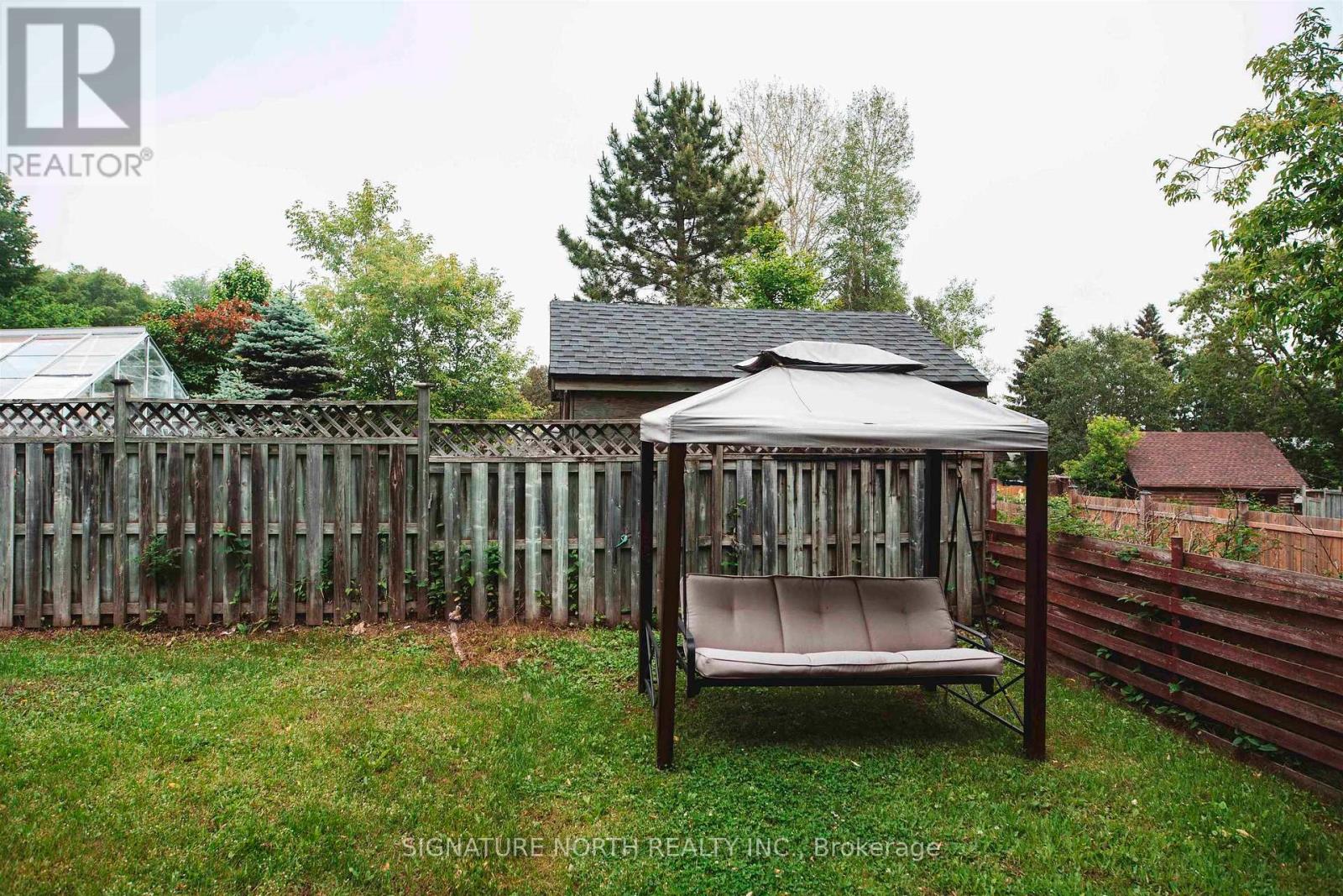 155 RUTTAN STREET - 4