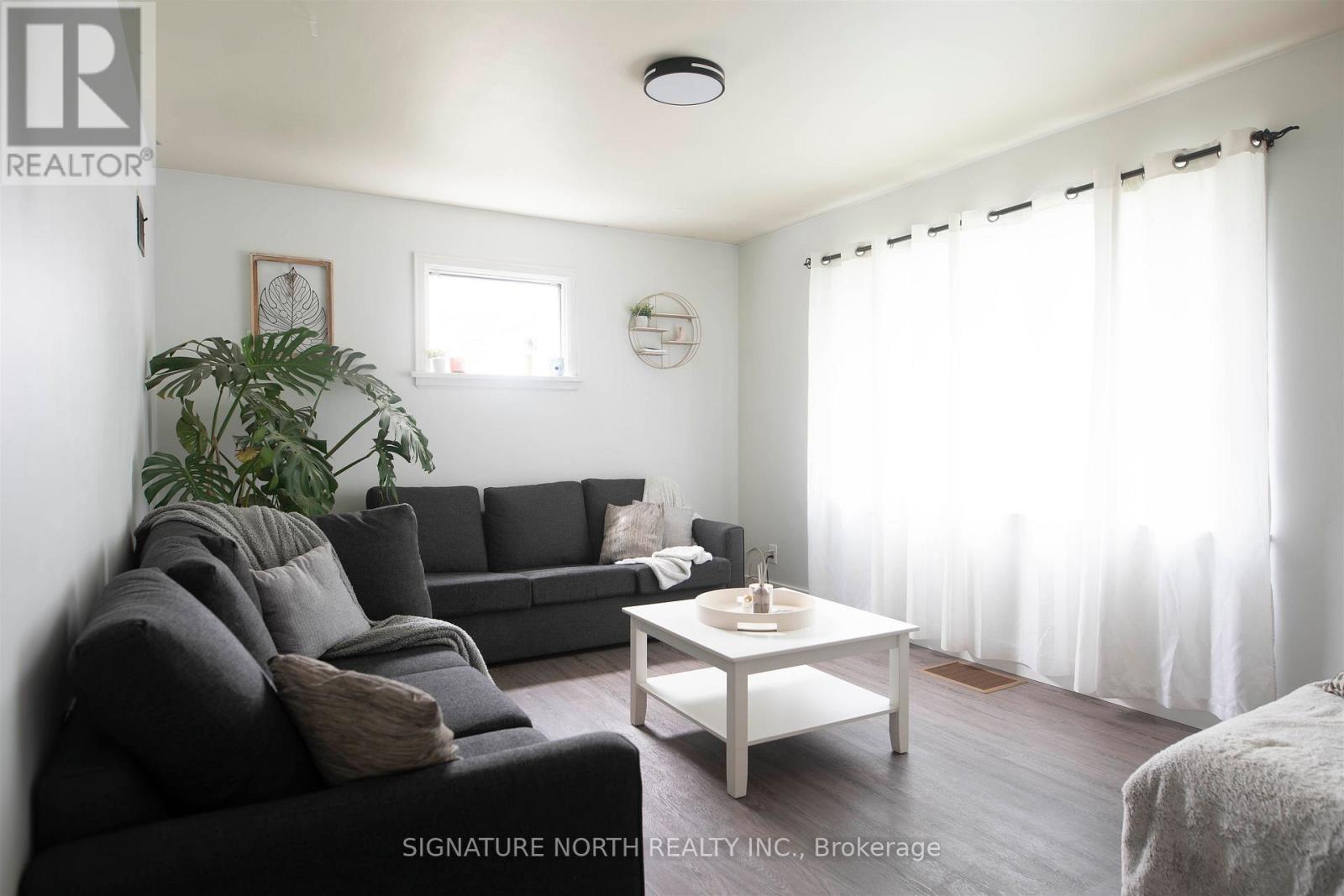 155 RUTTAN STREET - 7
