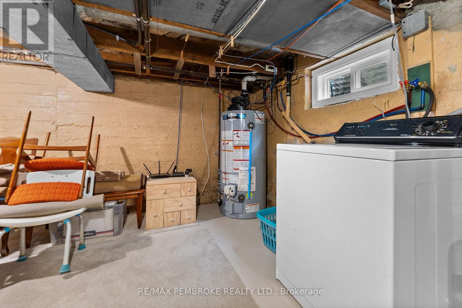 348 ESTHER STREET - 22