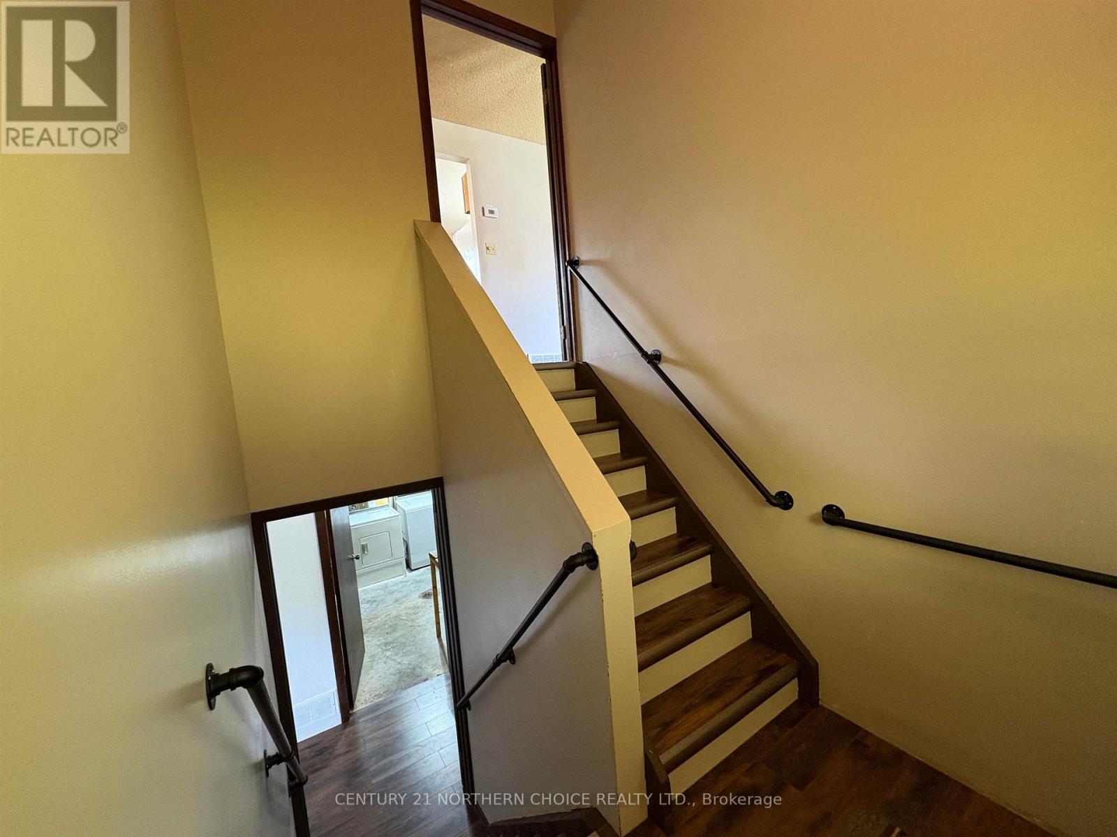 357 DANIEL AVENUE - 4