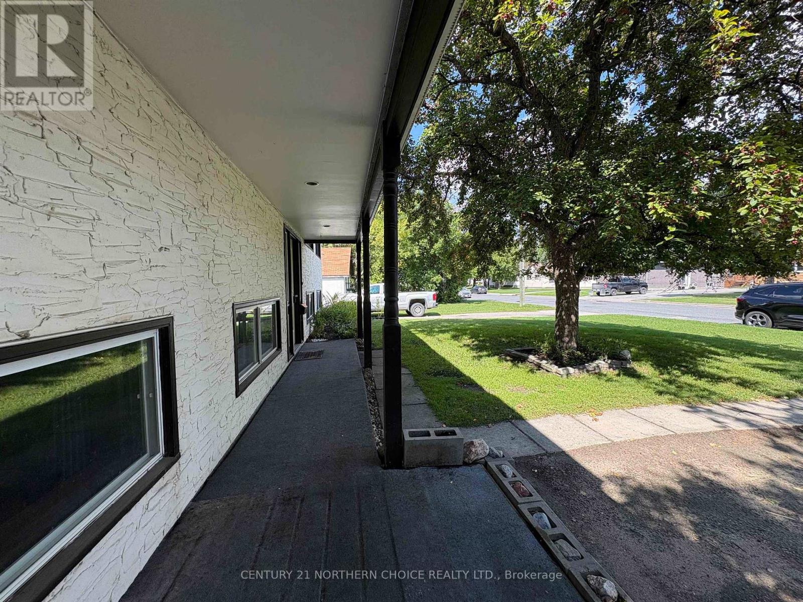 357 DANIEL AVENUE - 44