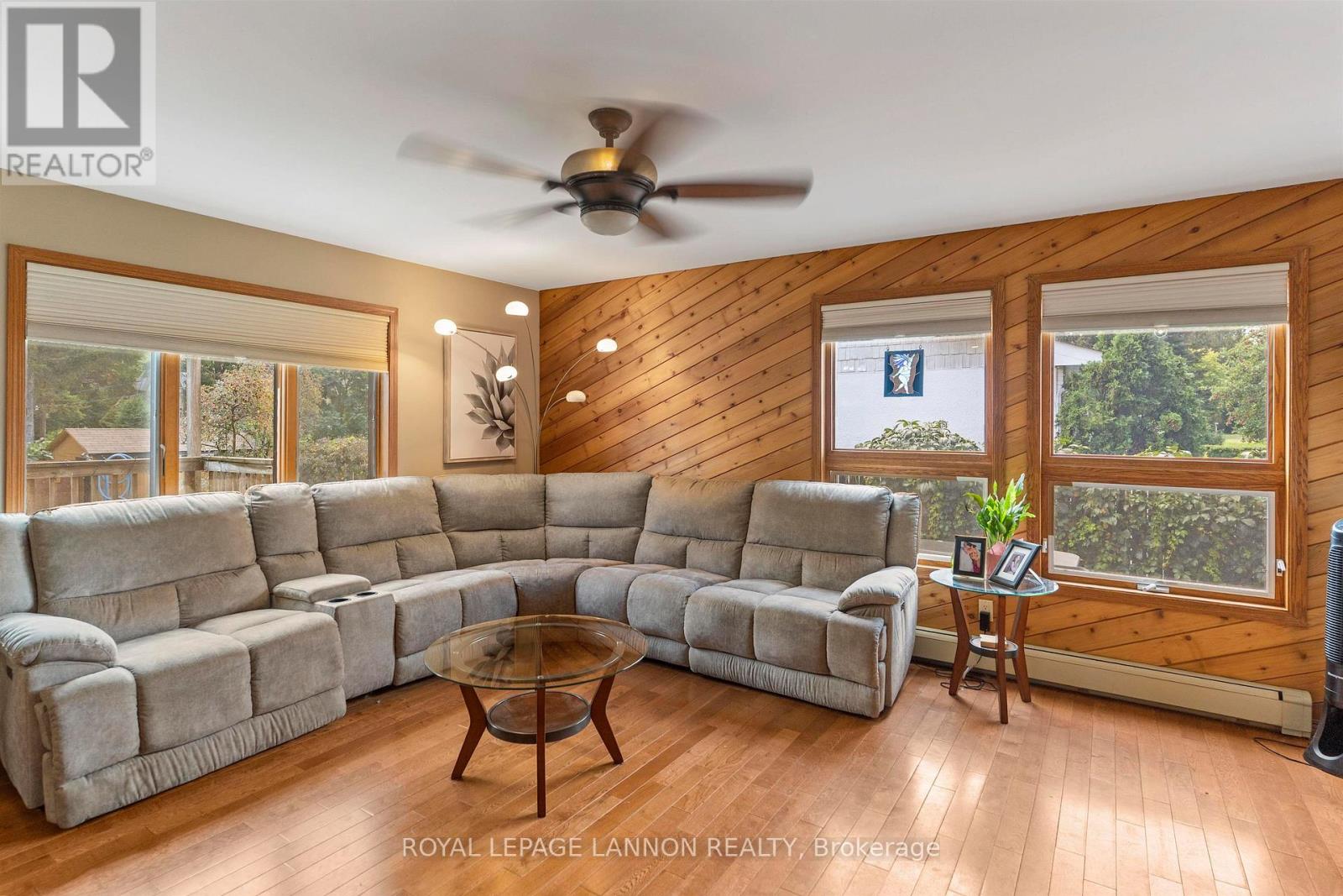 1702 GLENWOOD CRESCENT - 11