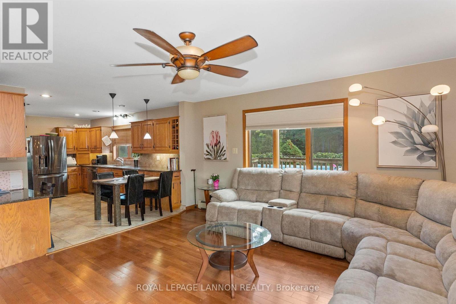 1702 GLENWOOD CRESCENT - 12