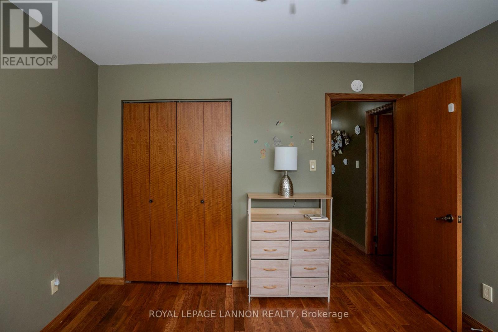 1702 GLENWOOD CRESCENT - Image 21