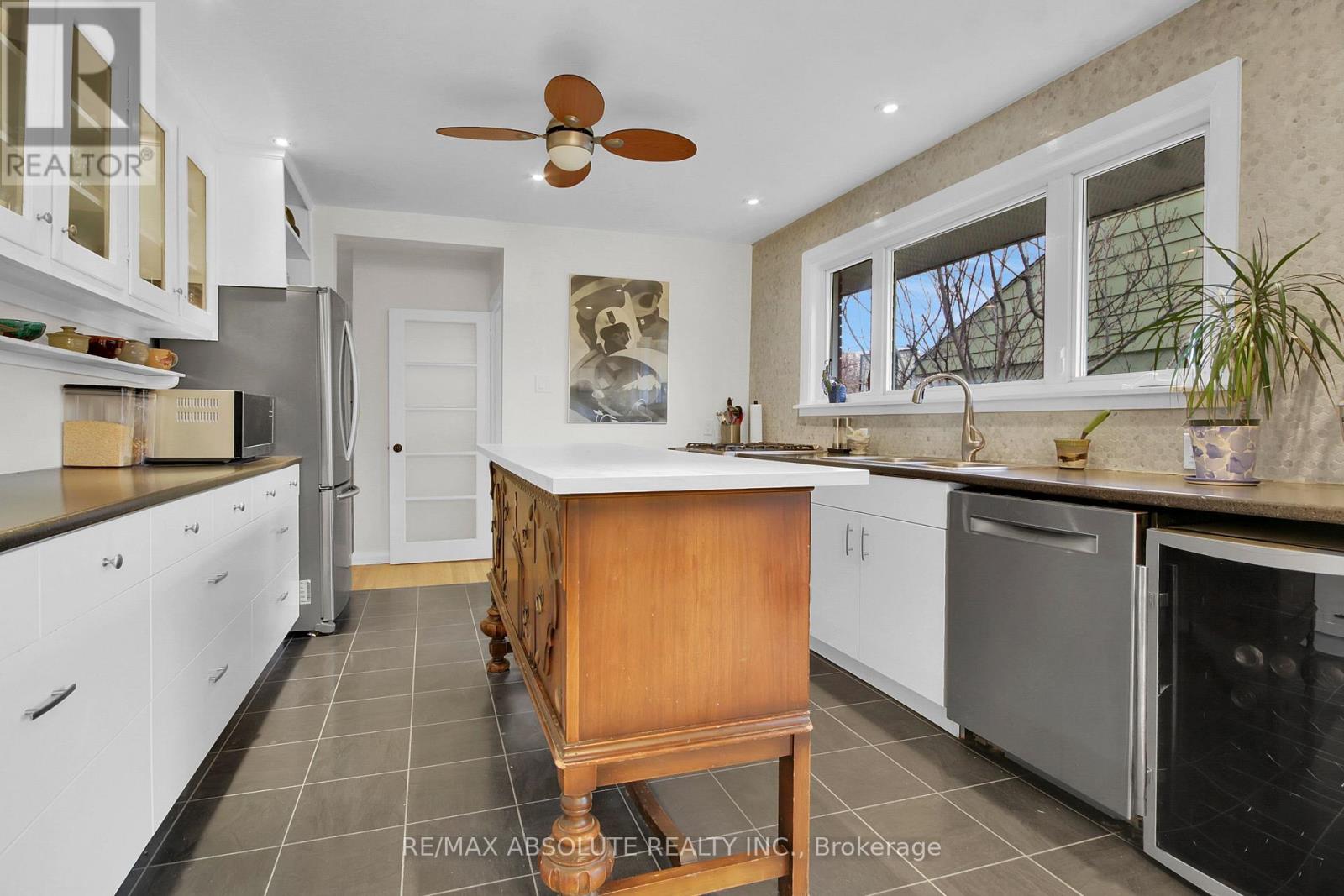 731 DOVERCOURT AVENUE - Image 11