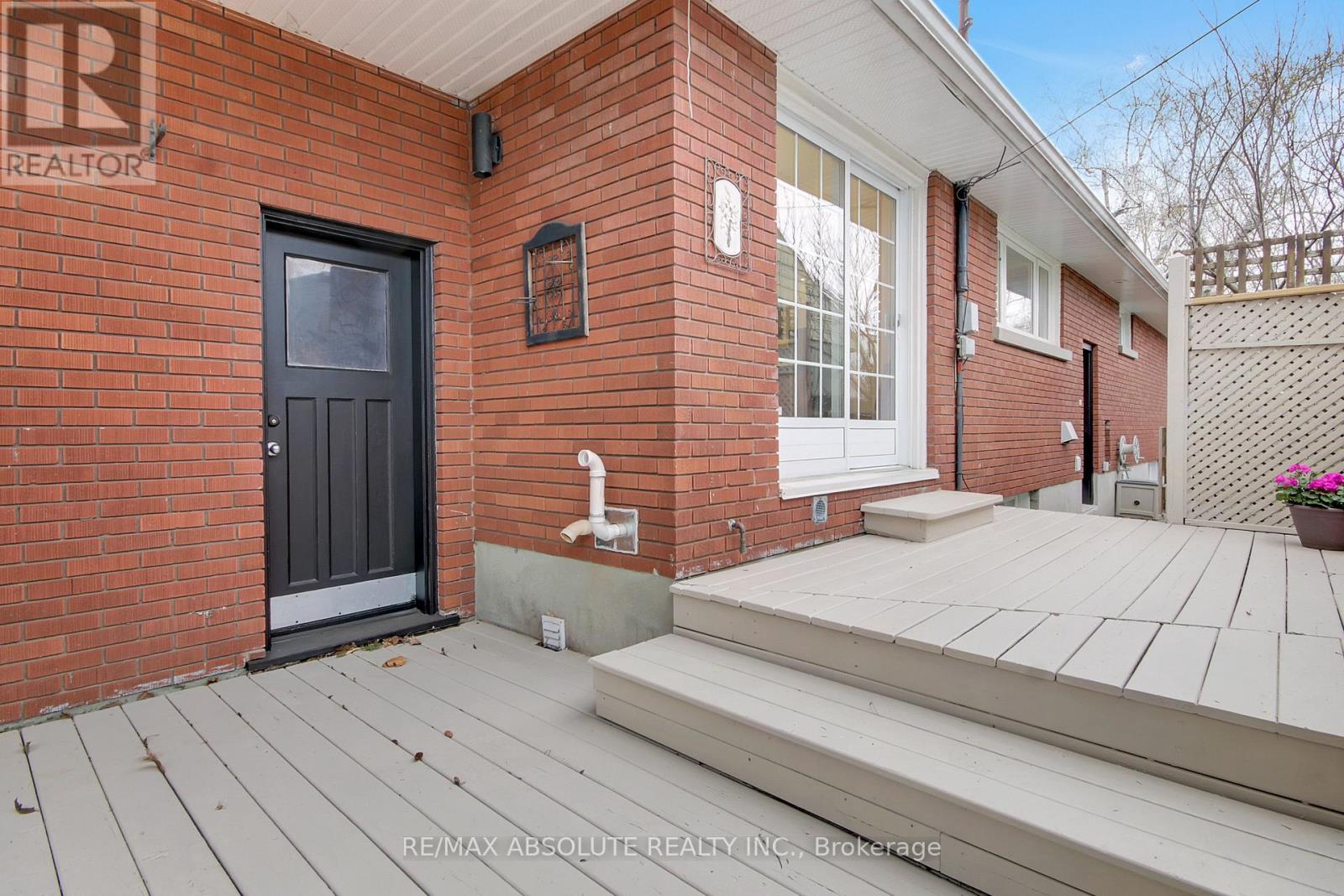 731 DOVERCOURT AVENUE - 36