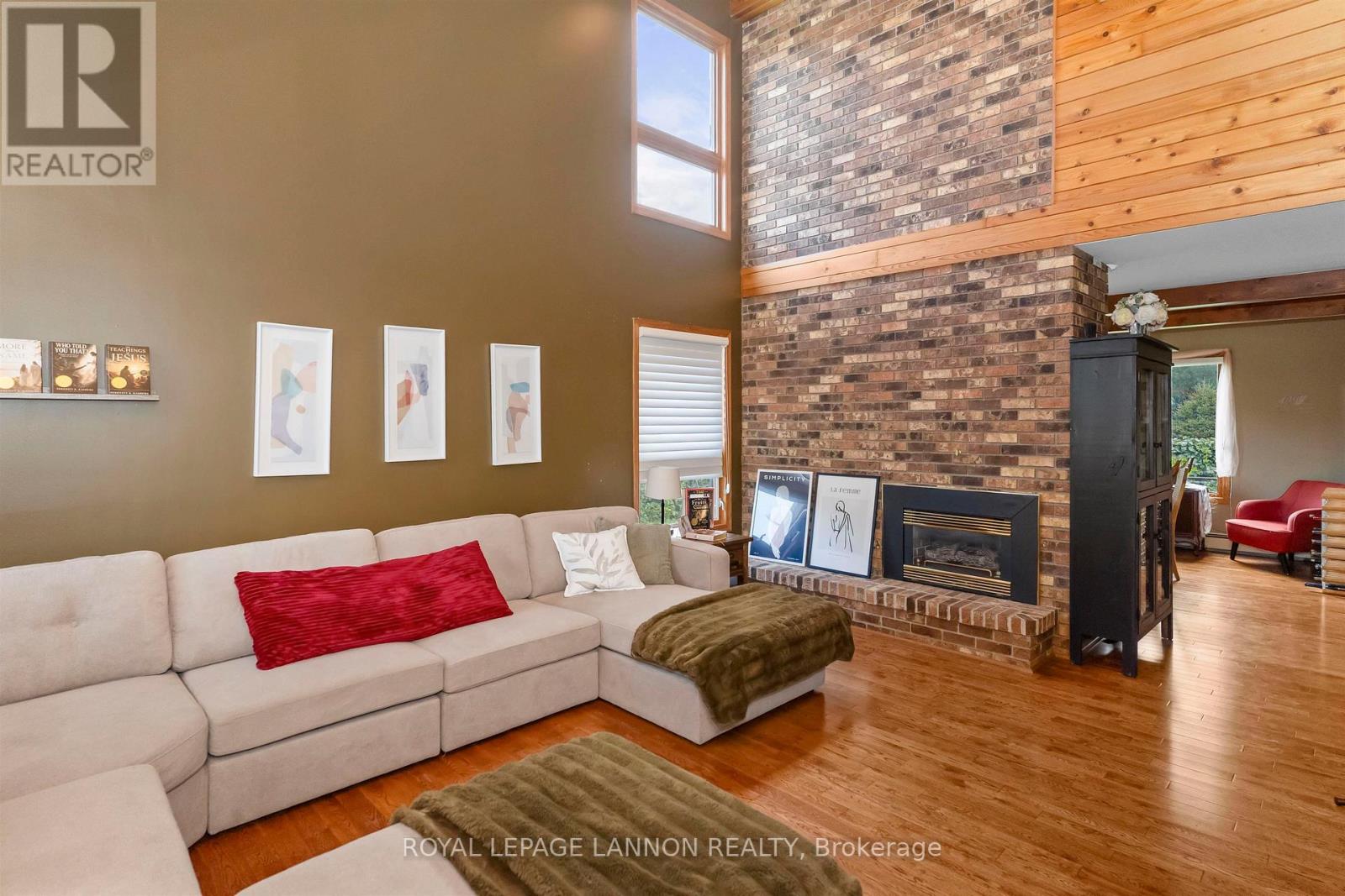 1702 GLENWOOD CRESCENT - 5