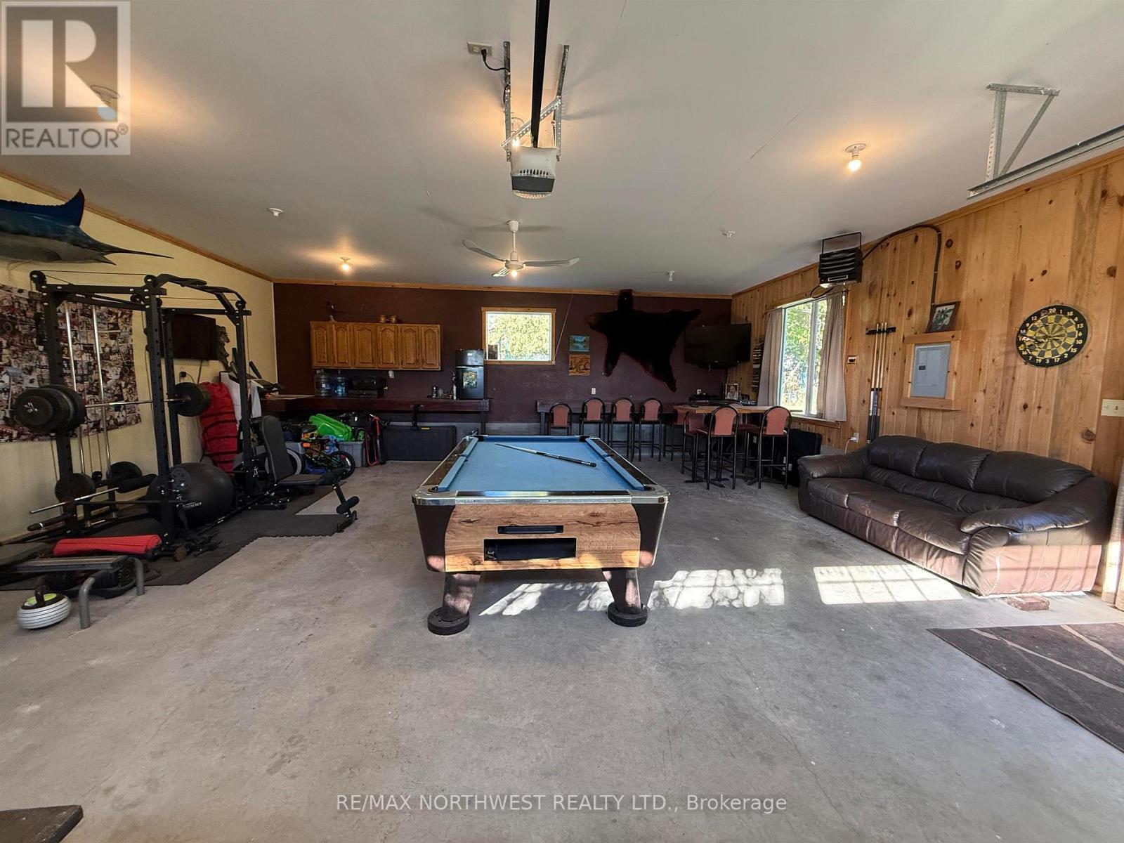55 NORMAN DRIVE - 27