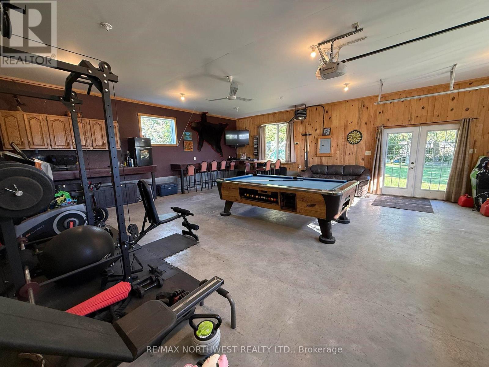 55 NORMAN DRIVE - 28