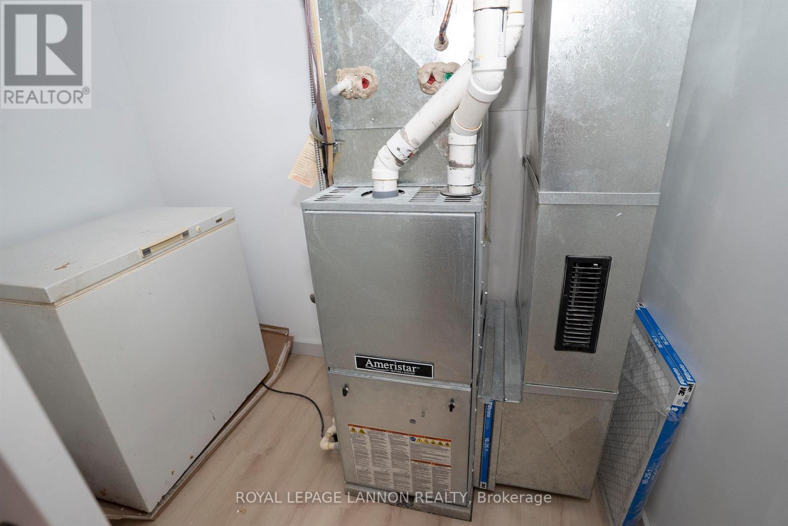 1281 HAUGEN ROAD - Image 31