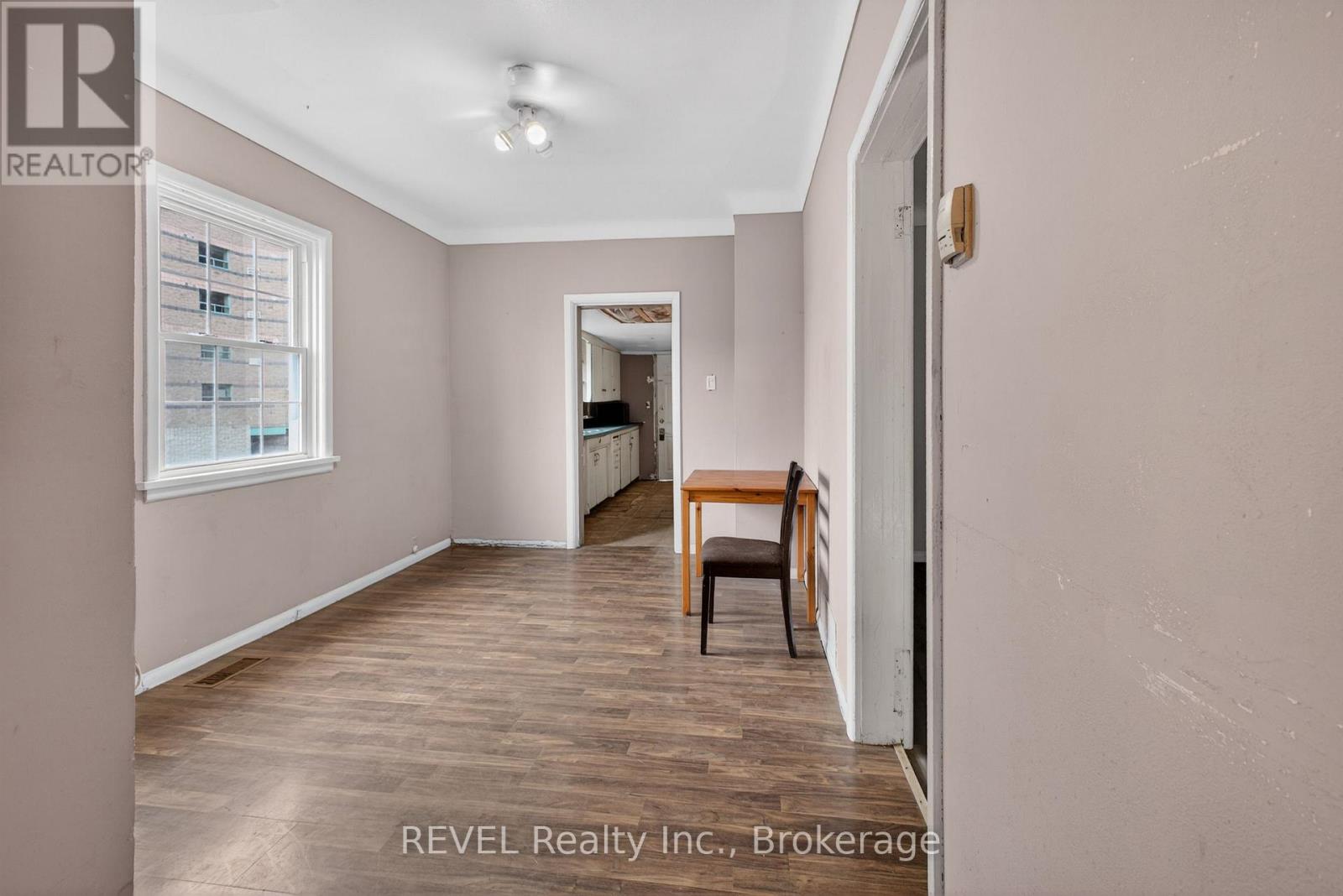 64 DIVISION STREET - Image 5