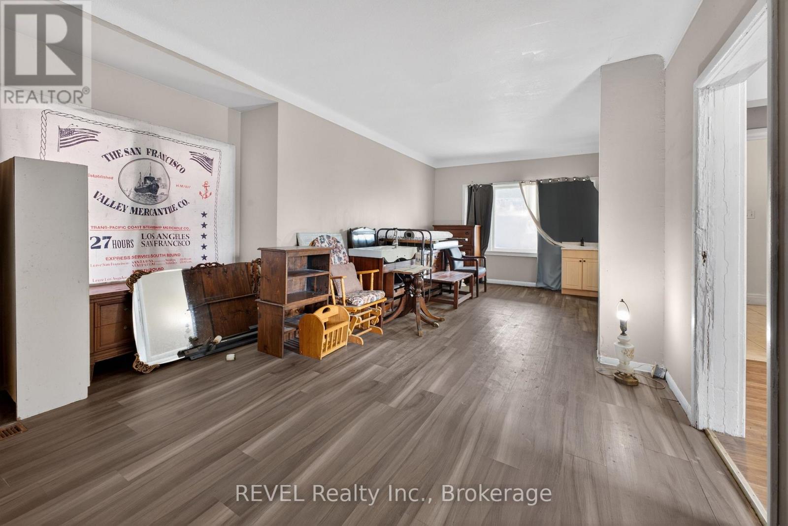 64 DIVISION STREET - 6