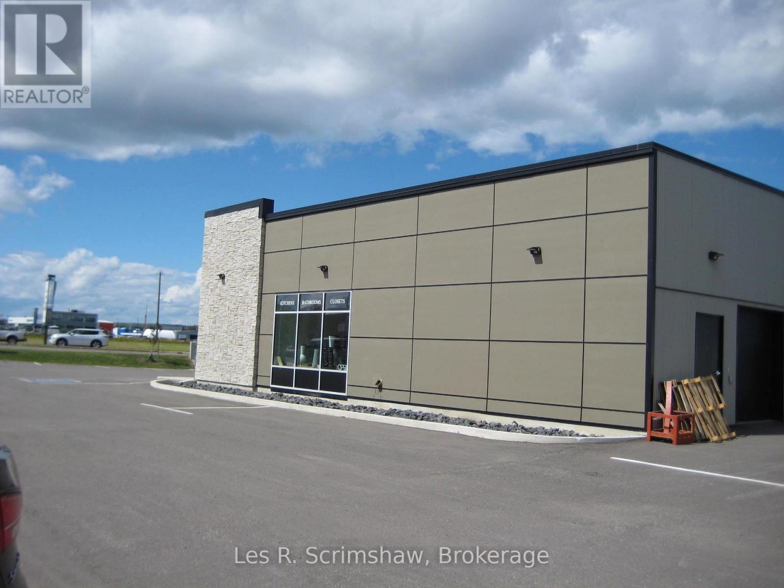 #B 825 Fort William Road, Thunder Bay (Inner-City Industrial), Ontario, P7B3A4, Thunder Bay (Inner-City Industrial), Ontario — photo 4 of 5
