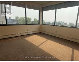 28 Cumberland St N., Thunder Bay, ON P7A4K9 Photo 10