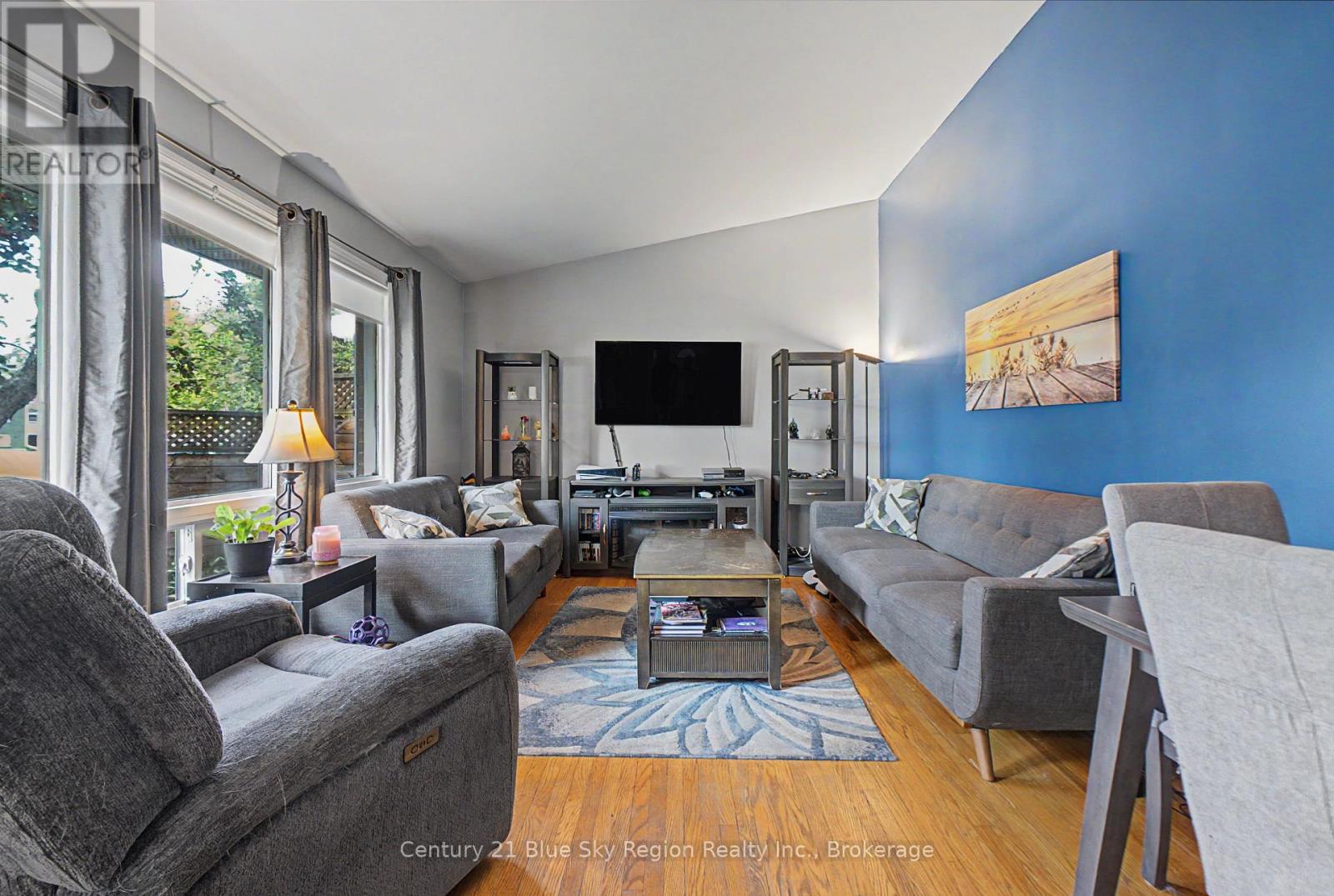 328 MCKENZIE AVENUE - Image 13