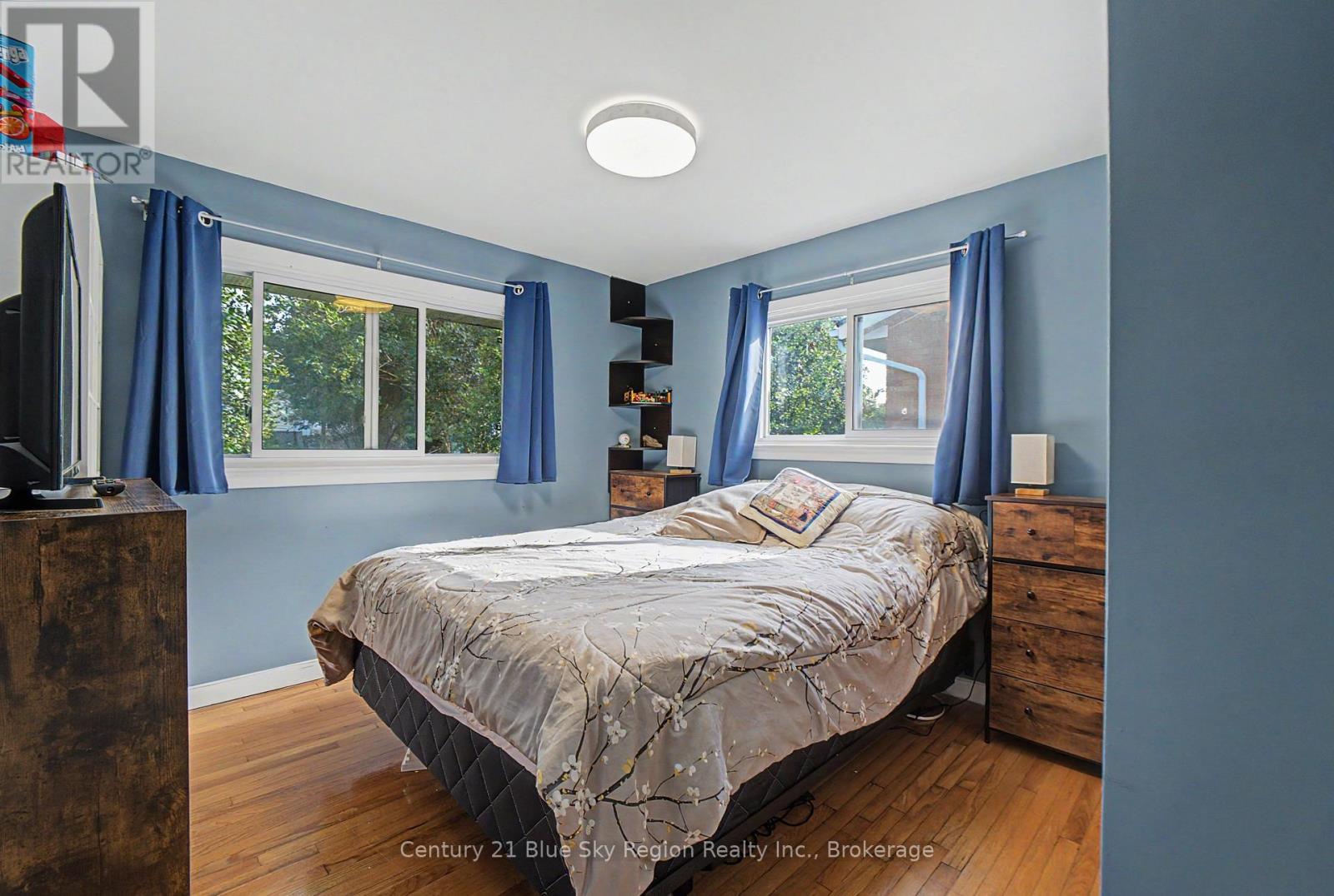 328 MCKENZIE AVENUE - Image 18