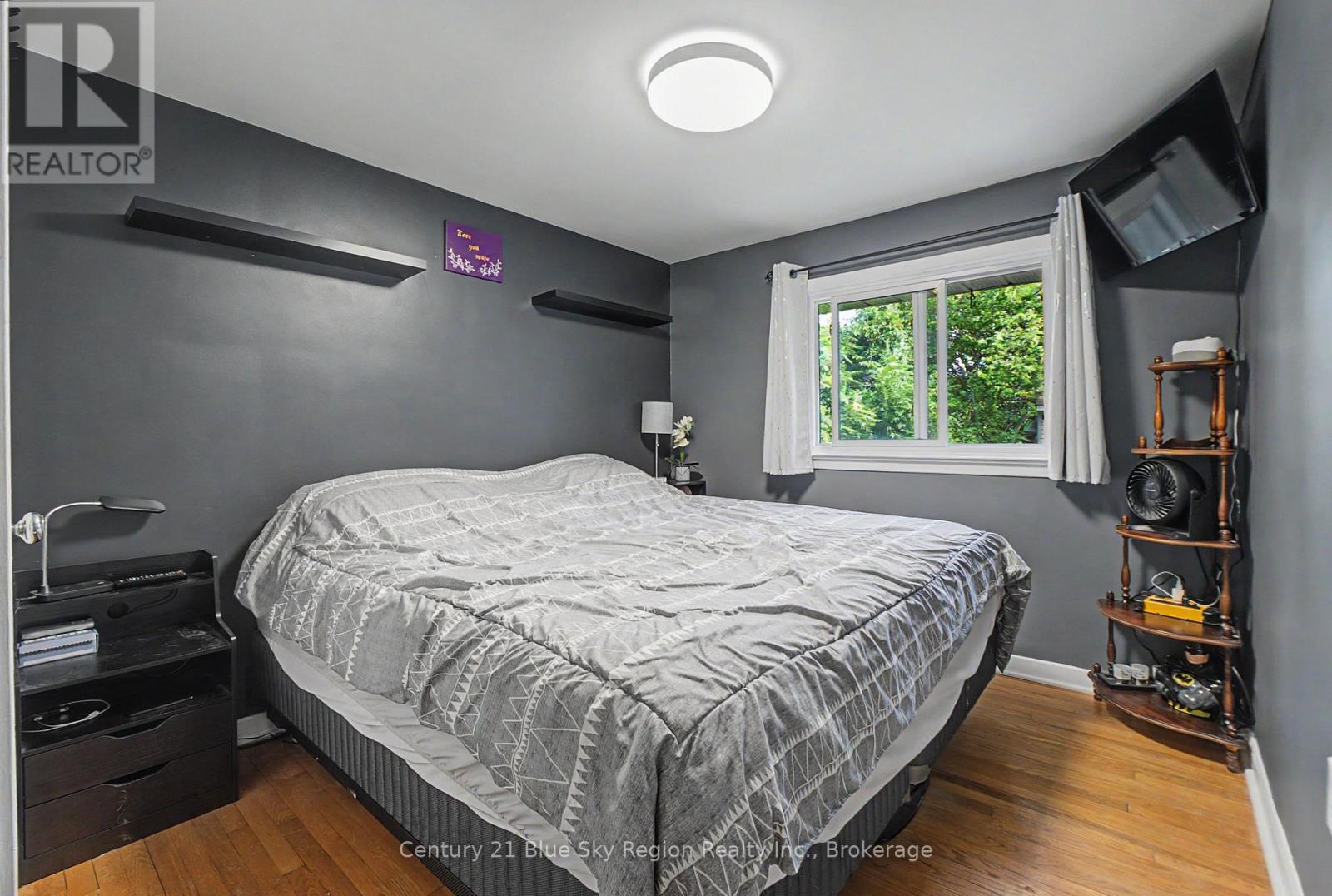 328 MCKENZIE AVENUE - Image 21