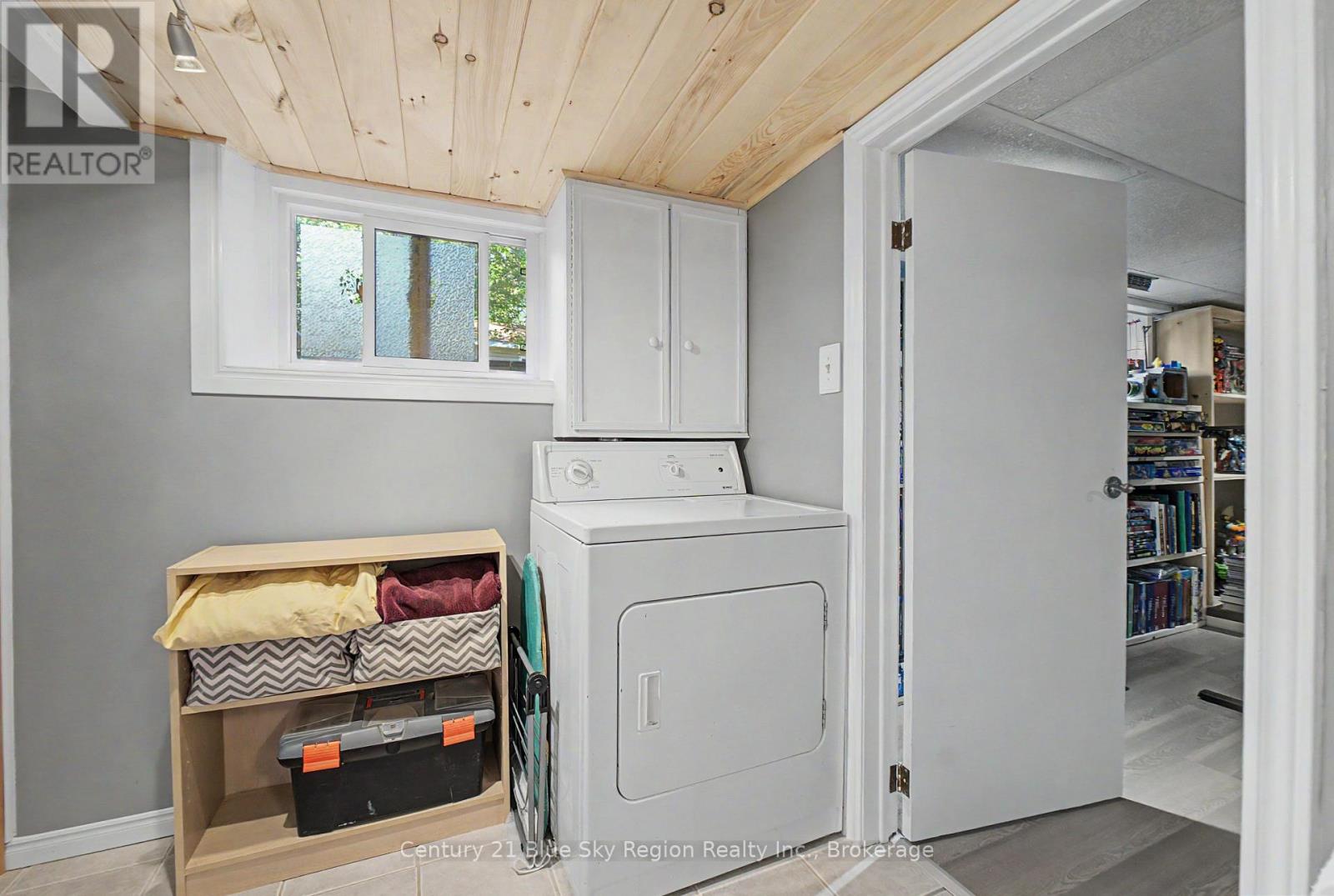 328 MCKENZIE AVENUE - Image 26