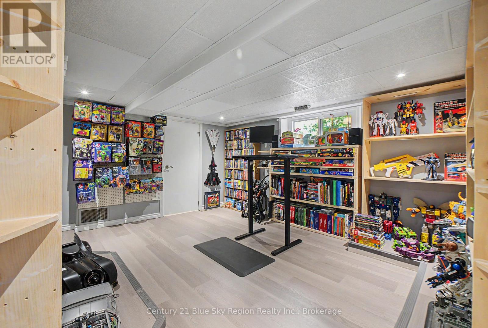 328 MCKENZIE AVENUE - Image 30