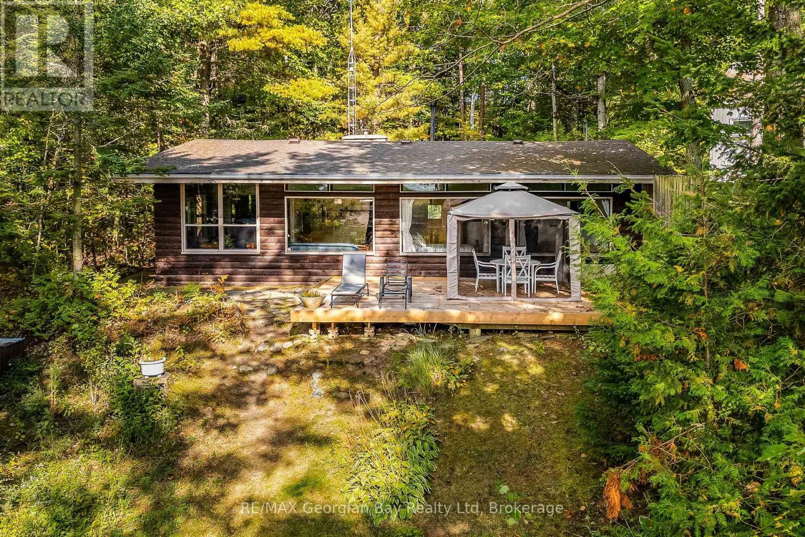 100 NOTTAWAGA DRIVE - 1