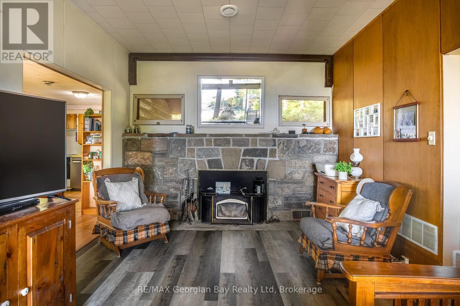 100 NOTTAWAGA DRIVE - Image 10