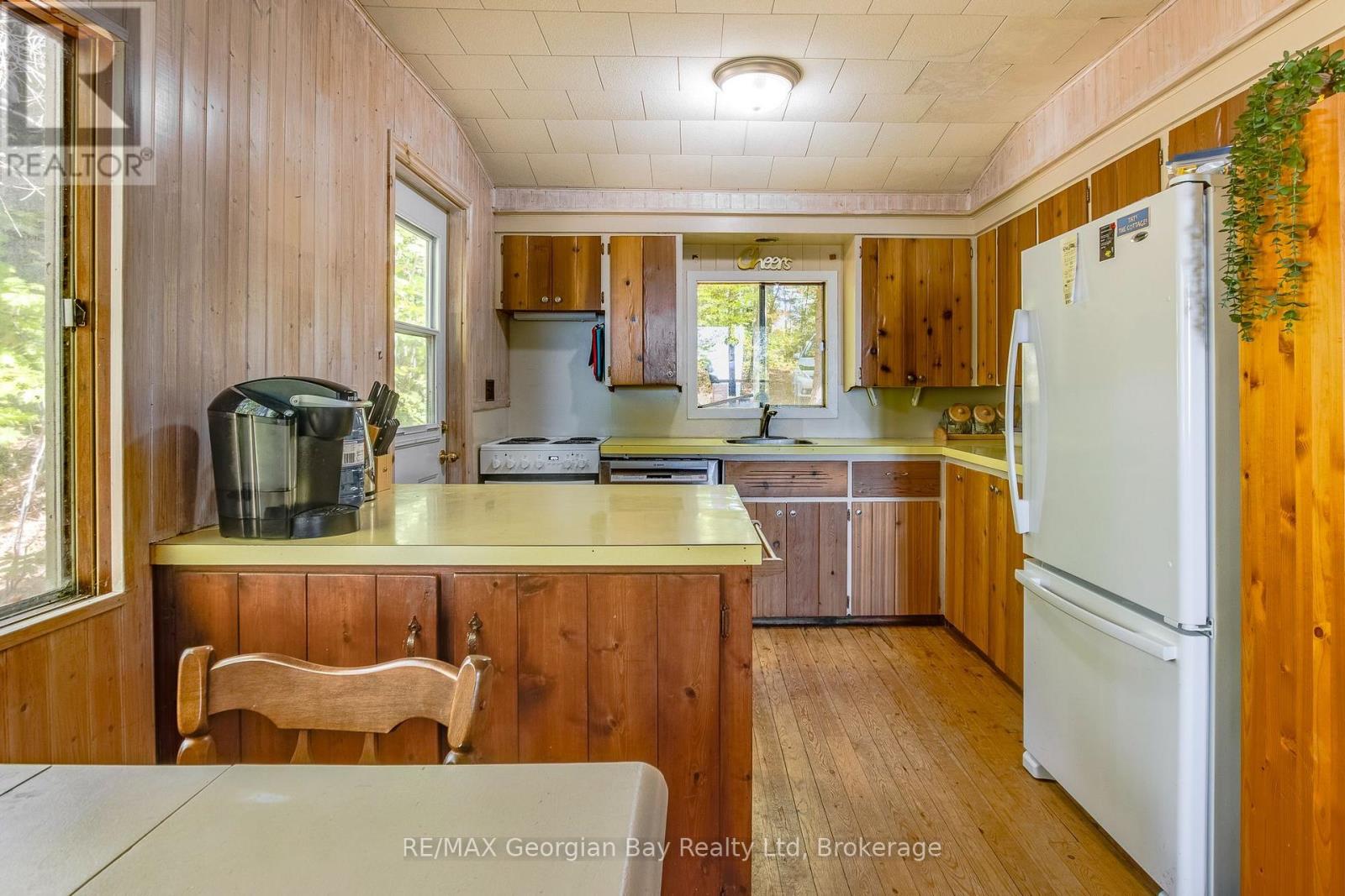 100 NOTTAWAGA DRIVE - Image 16