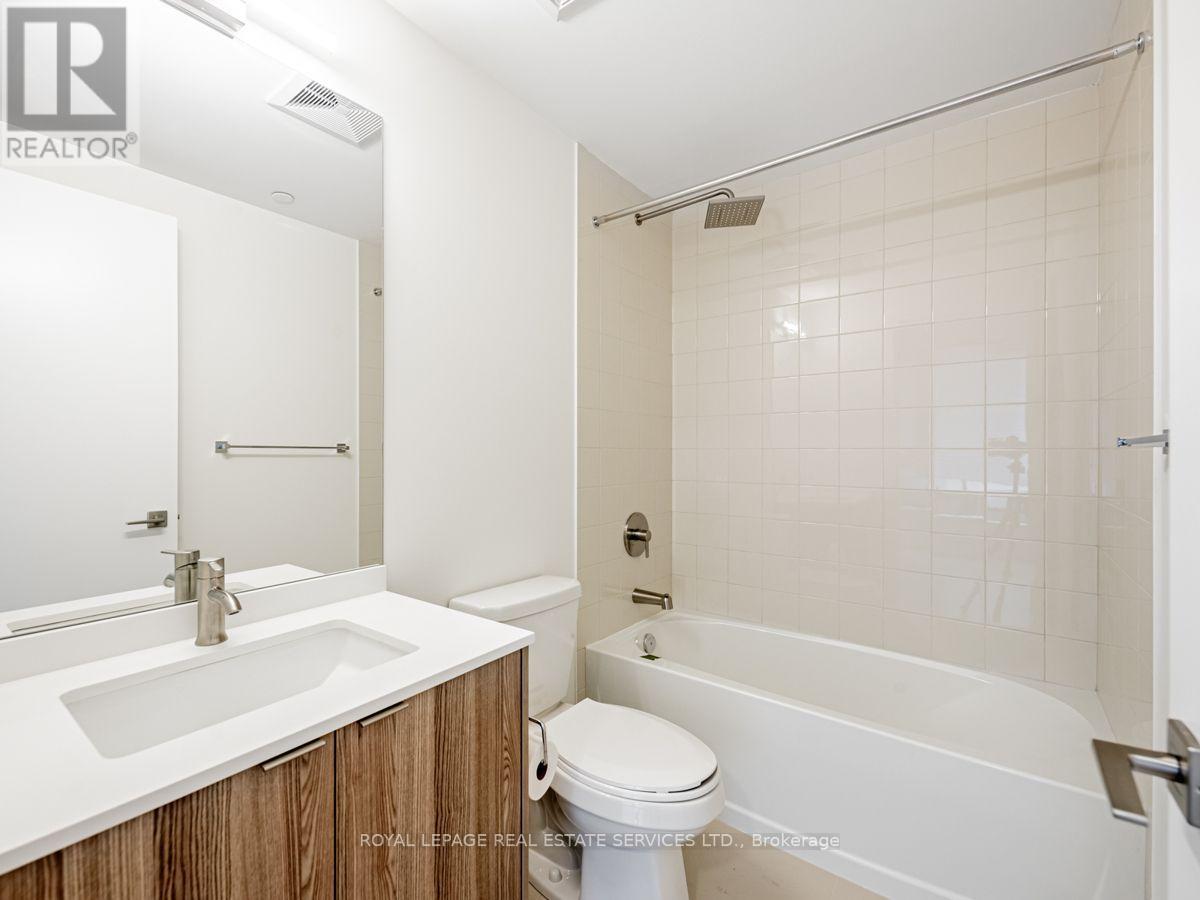 #311 840 ST CLAIR AVENUE W - 12