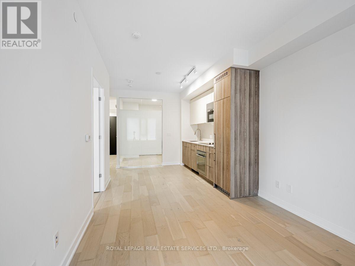 #311 840 ST CLAIR AVENUE W - 7