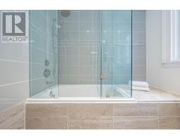 63 Highland Avenue, Toronto, ON M4W2A2 Photo 36