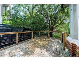 63 Highland Avenue, Toronto, ON M4W2A2 Photo 46