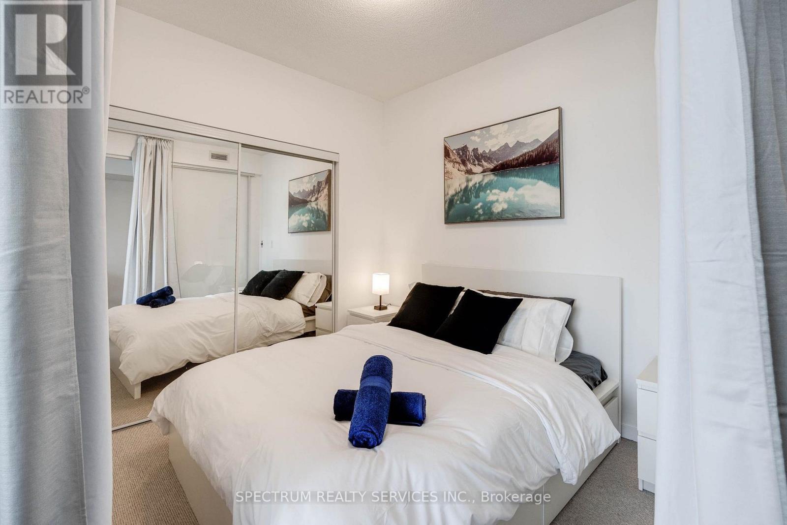 #4511 65 BREMNER BOULEVARD - Image 12