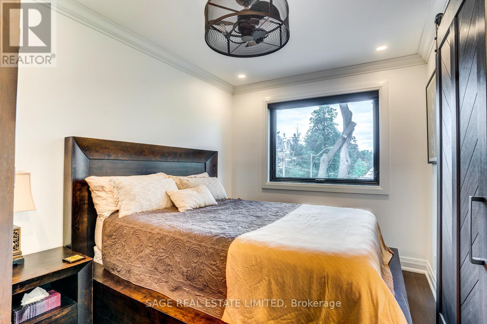 156 CRAIGHURST AVENUE - 19