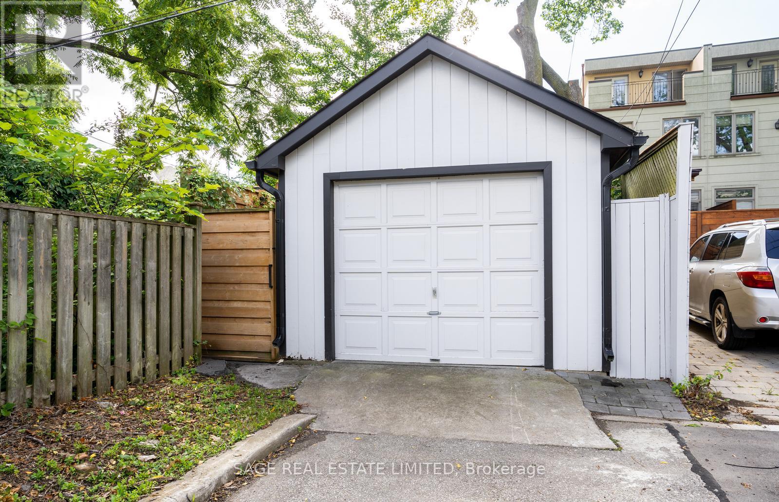 156 CRAIGHURST AVENUE - 29