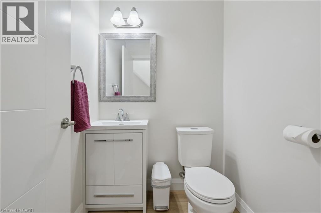 873 ROBERT FERRIE Drive - Image 17