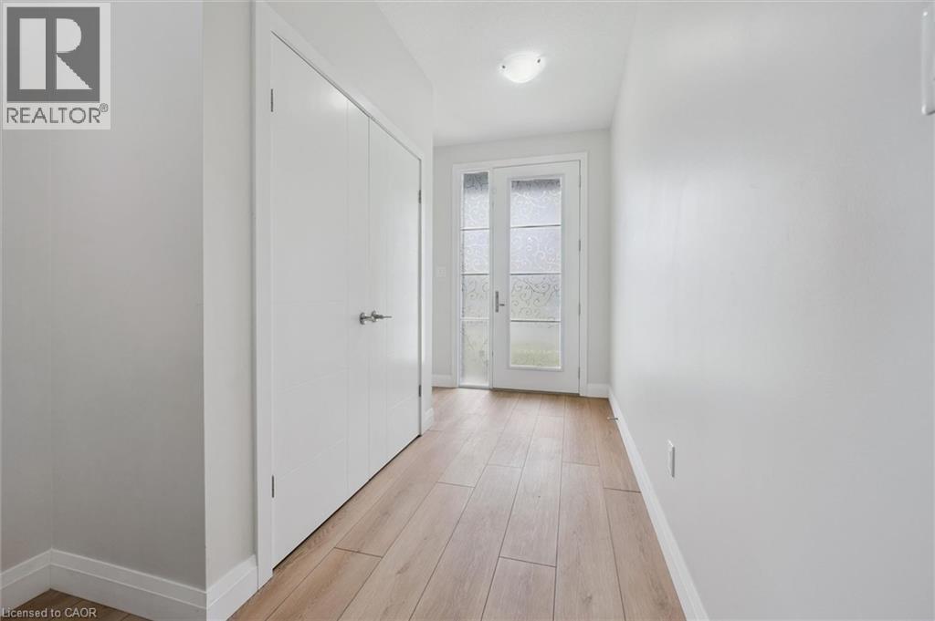 873 ROBERT FERRIE Drive - Image 4