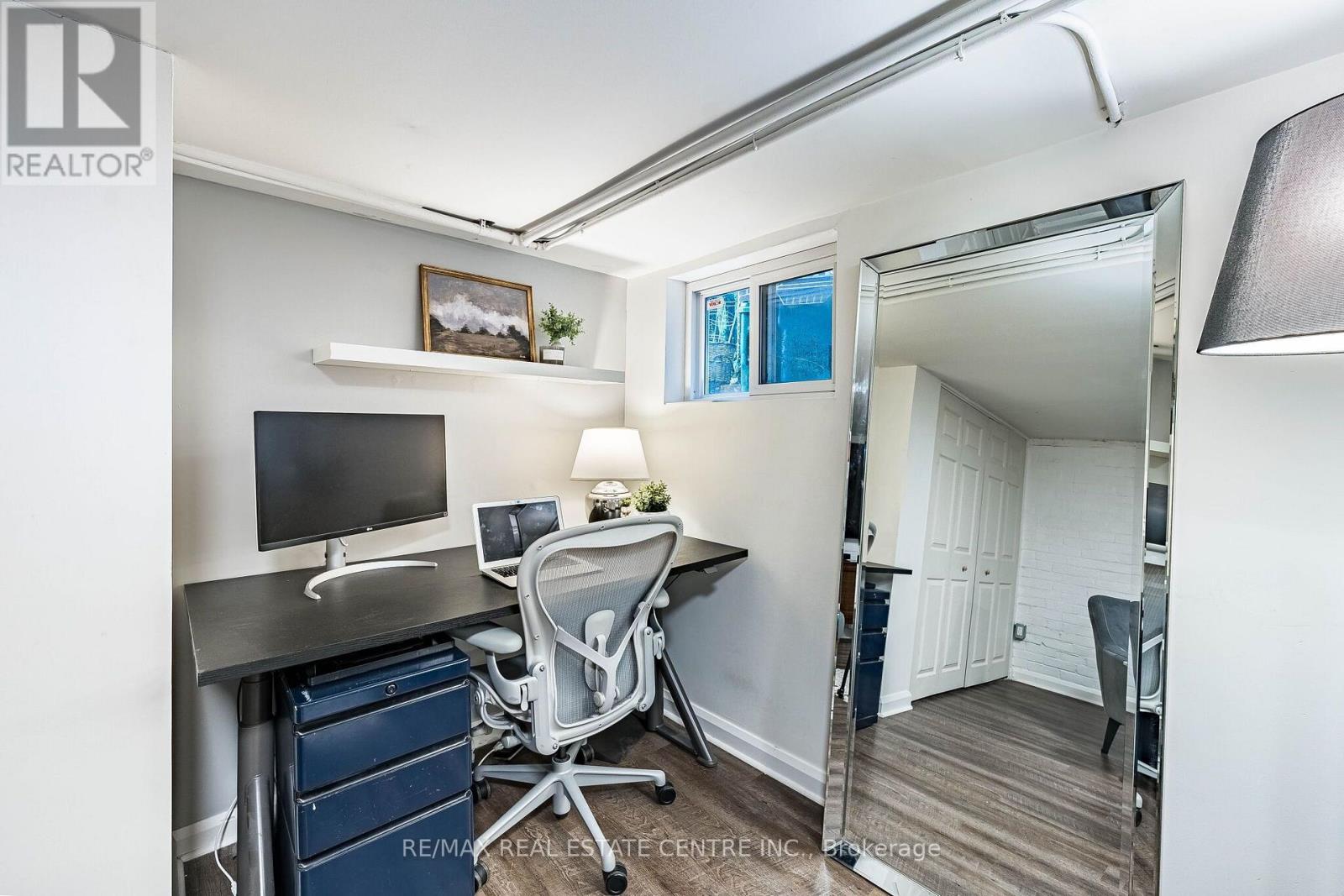 14 WILDWOOD CRESCENT - 24