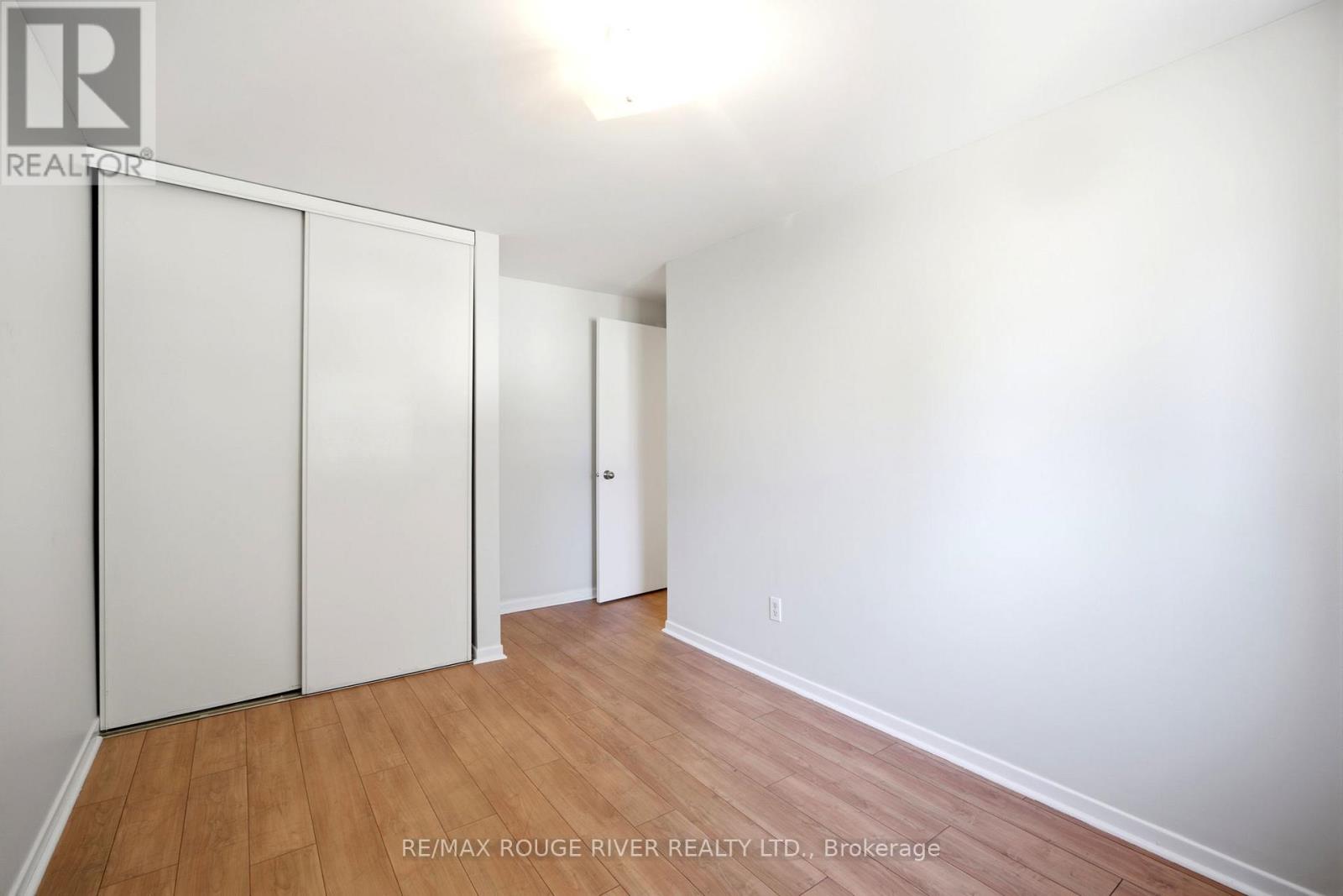 #76 21 LIVONIA PLACE - 20