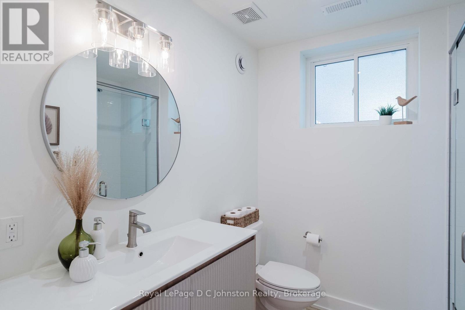 285 HURON STREET S - Image 37
