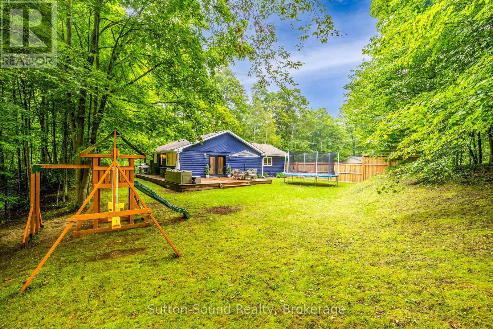 4 MAPLEWOOD DRIVE - Image 24
